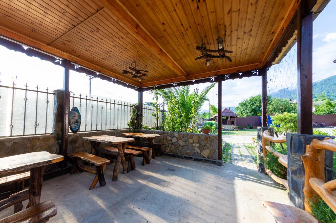Абхазская Усадьба Hotel Gagra Esterno foto