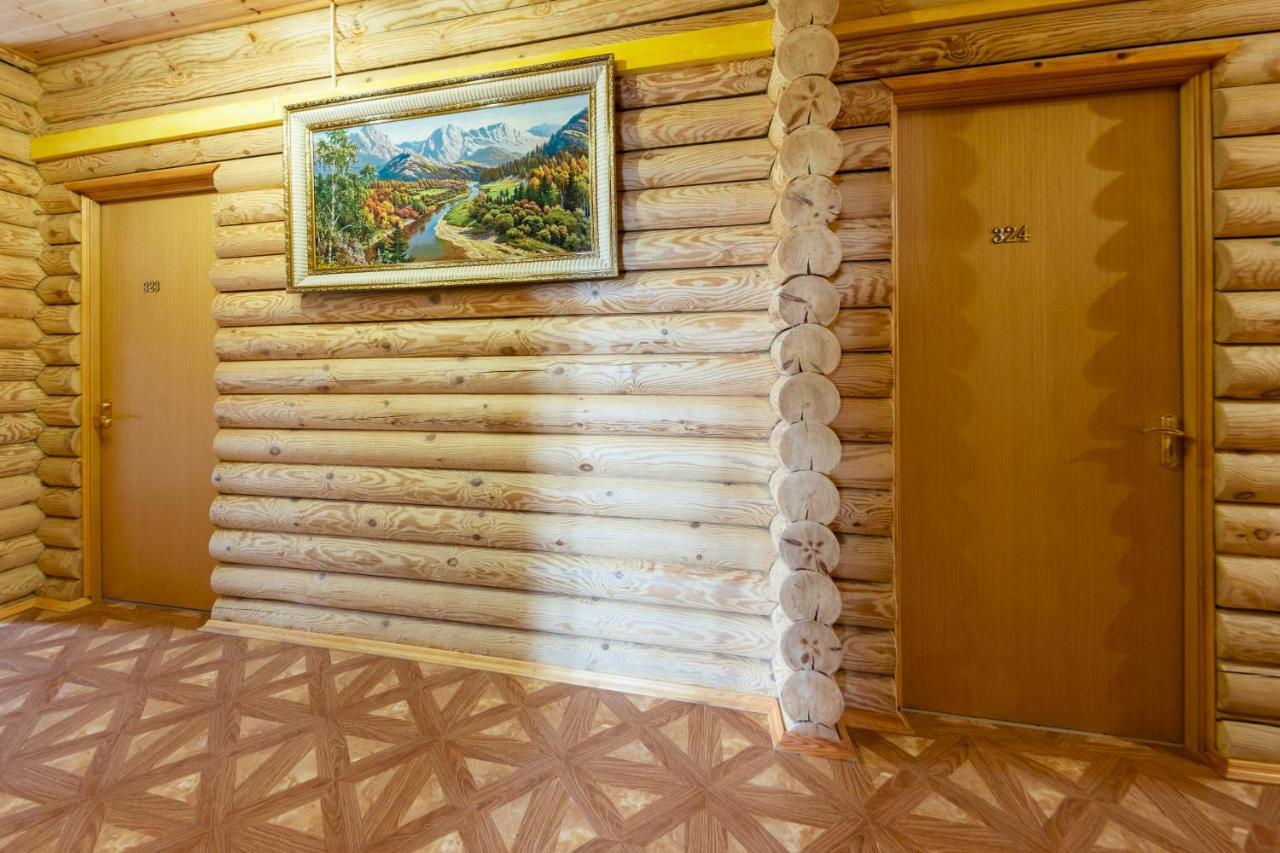 Абхазская Усадьба Hotel Gagra Esterno foto